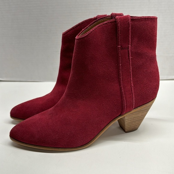 Frye Marley Ankle Boot Heeled Bootie Pull Tab Suede Shoes Raspberry Red Size 8 - Picture 2 of 9